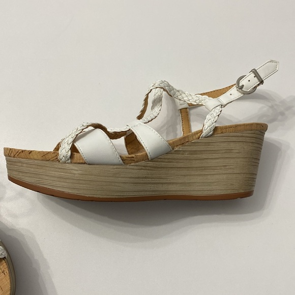 New💕 Adorable Cork Sandals 👡 - Picture 5 of 12